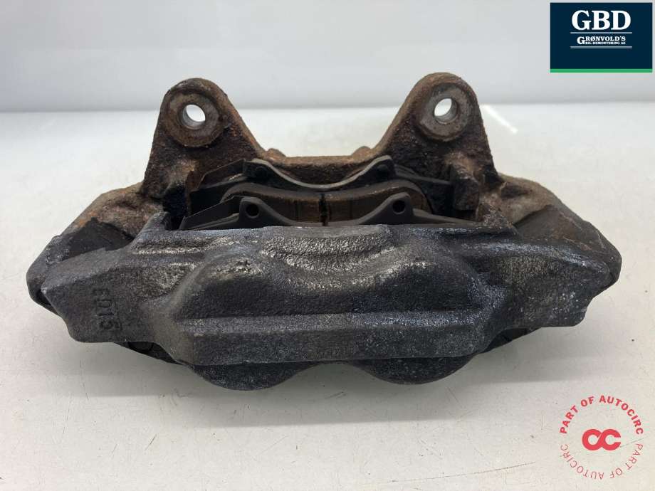 Bremsecaliper høyre foran til Mitsubishi Pajero 2007-2016 (Type IV, Fase 1)  (4605B706|)