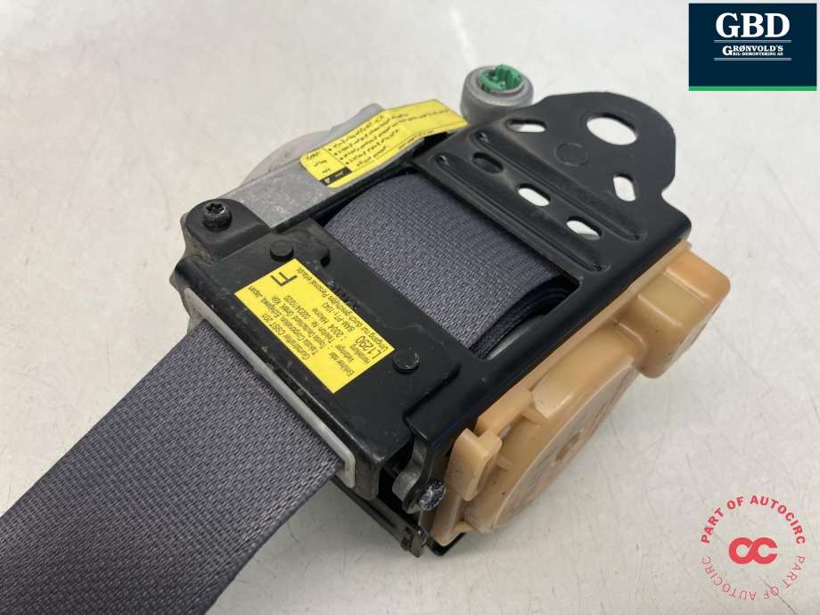 Sikkerhetsbelte foran høyre til Toyota Land Cruiser 120 2002-2009  (7321060540B0|)