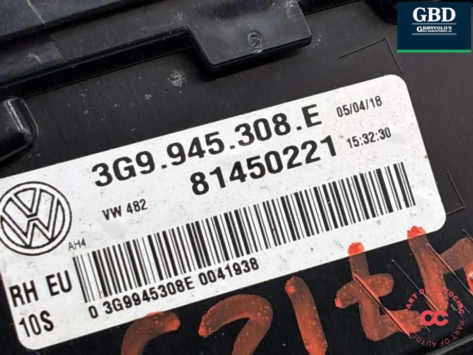 Baklykt høyre indre til VW Passat 2015-2019 (Fase 1) (B8) (B8) (3G9 945 308 E|)