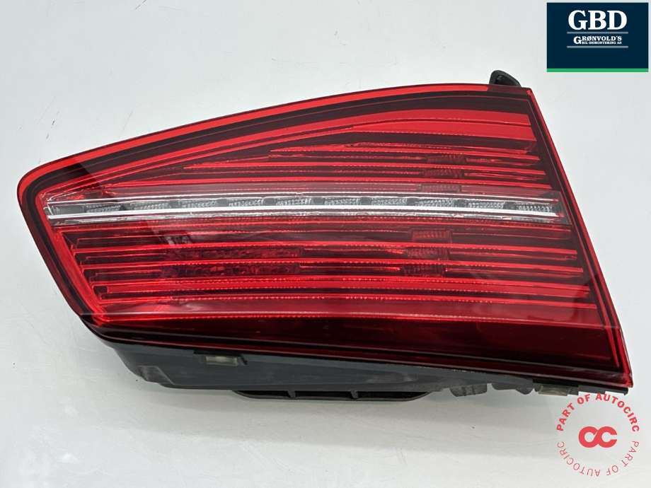 Baklykt venstre indre til VW Passat 2015-2019 (Fase 1) (B8) (B8) (3G9 945 307 D|)