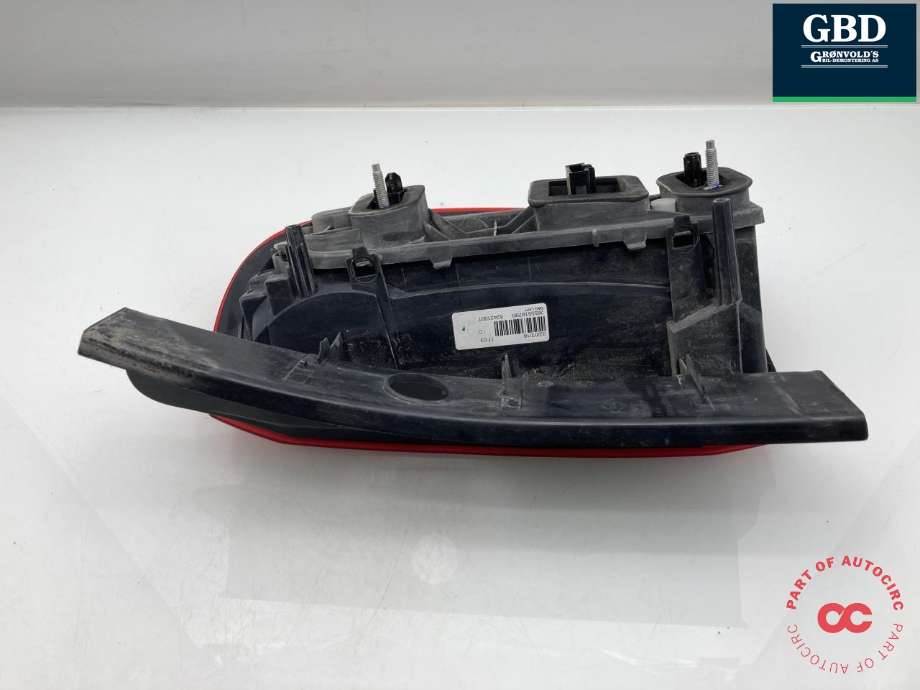 Baklykt venstre til Dacia Duster 2010-2017 (Type I)  (26 55 500 35R|)