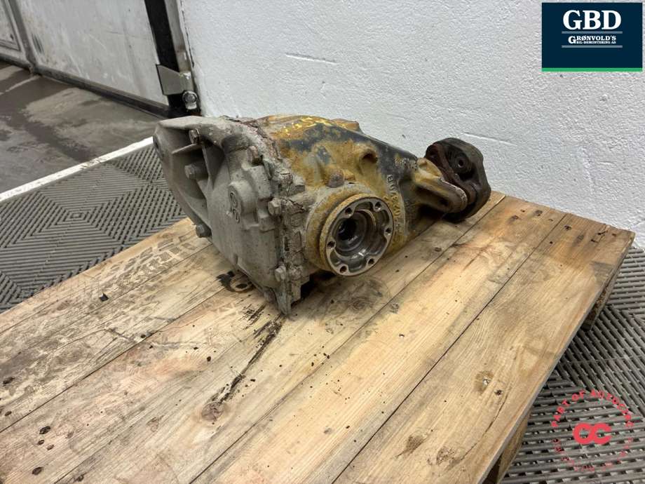 Kardang klokke bak til BMW X1 2009-2015 (E84) (E84) (33 10 7 566 175|33 10 7 637 452|7566175-03)