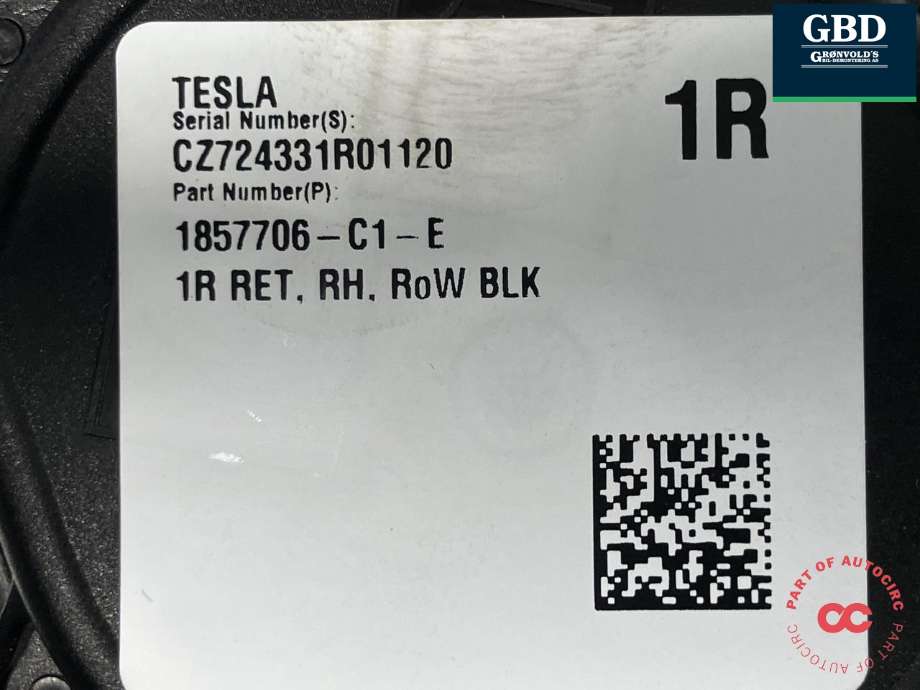 Sikkerhetsbelte foran høyre til Tesla Model 3 2024-->> (Fase 2)  (1857706-C1-D|1857706-C1-E|)