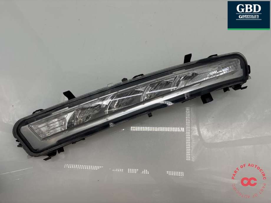 Kjørelys led høyre foran til Ford Mondeo 2011-2014 (Type IV, Fase 2) (1725079|BS71-13B218-AE|177483-02)