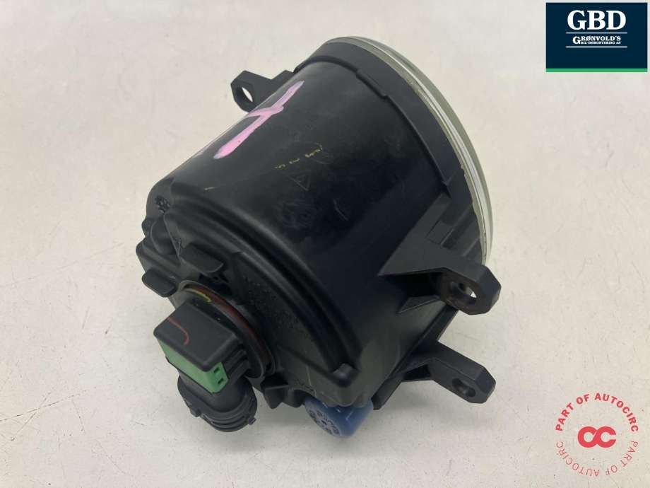 Tåkelykt høyre foran til Toyota Auris 2010-2012 (Type I, Fase 2) (VALEO|812100D042|81210-0D042|89207401)