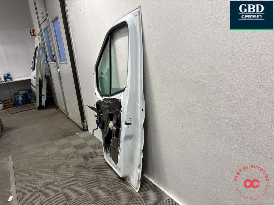 Dør høyre foran til Ford Transit 2014-->> (2522810|PBK31-V20124-EB|)