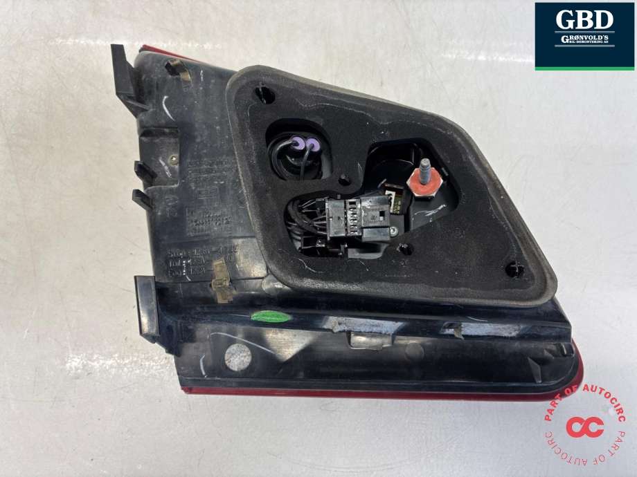 Baklykt høyre indre til Mercedes E-Klasse 2009-2013 (Fase 1) (W212) (W212) (A 212 820 10 64|)