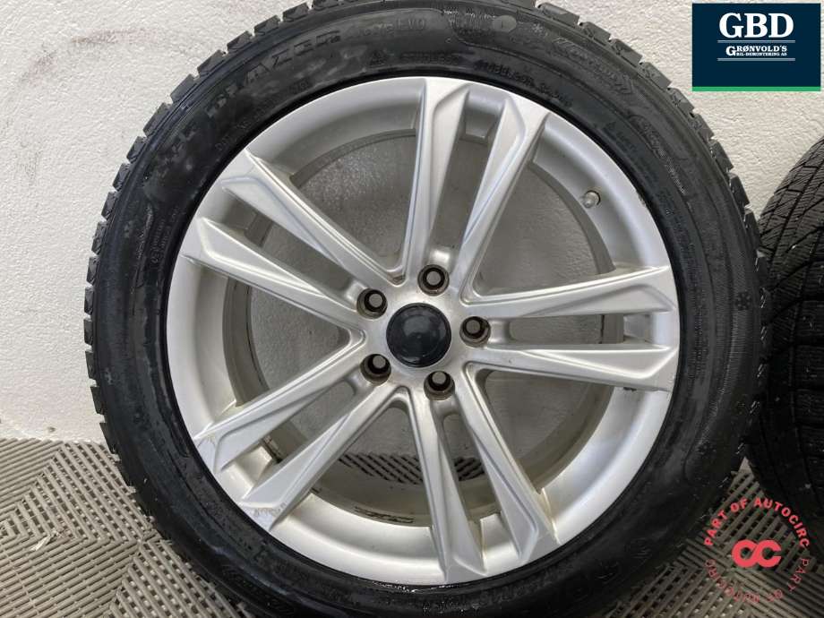 Hjulsett aluminium vinter til Mitsubishi Outlander 2015-->> (Type III, Fase 2) (SAILUN PIGGFRI|ICE BLAZER ARCTIC EVO|225/55R18 PROD 23|8JX18 ET40)