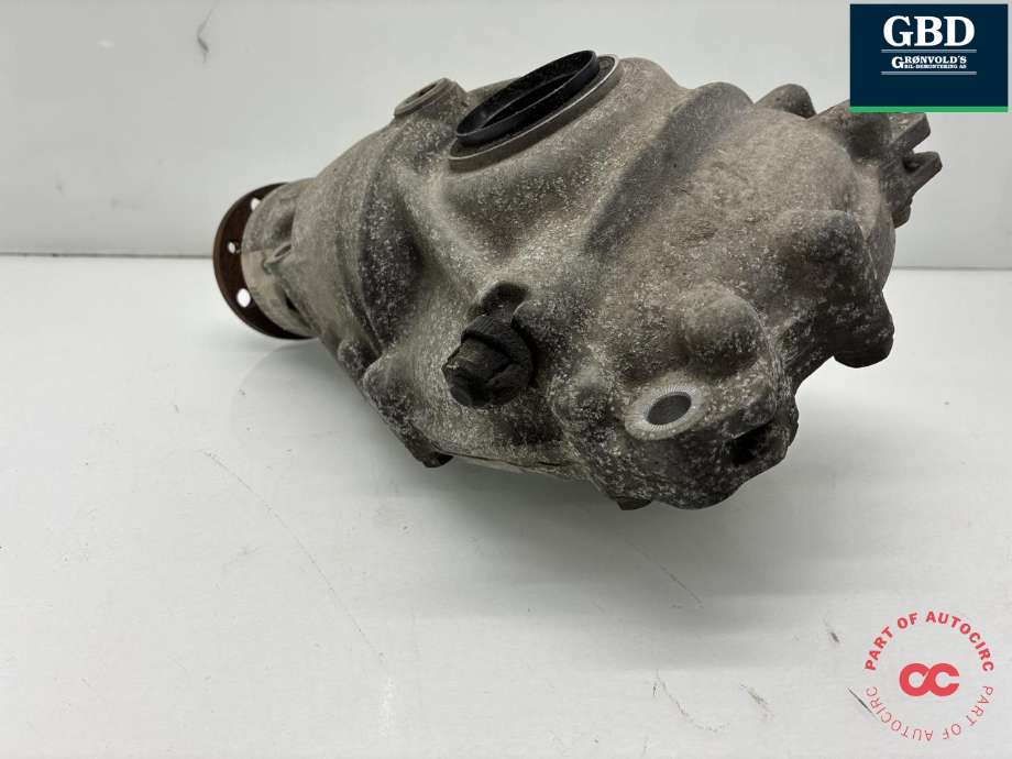 Kardang klokke foran til BMW 5-Serie 2010-2017 (F10/F11) (F10/F11) (31 50 7 648 881|)