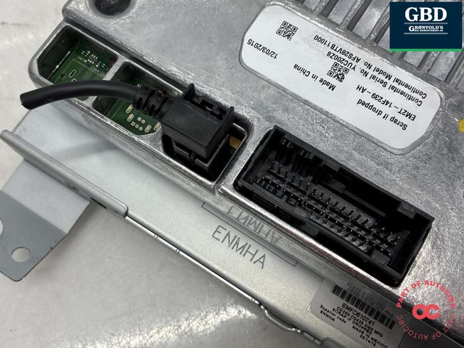 Bilstereo navigasjon skjerm til Ford S-Max 2015-->> (Type II) (CONTINENTAL|5348015|EM2T-18B955-FD|EM2T-14F239-AH)