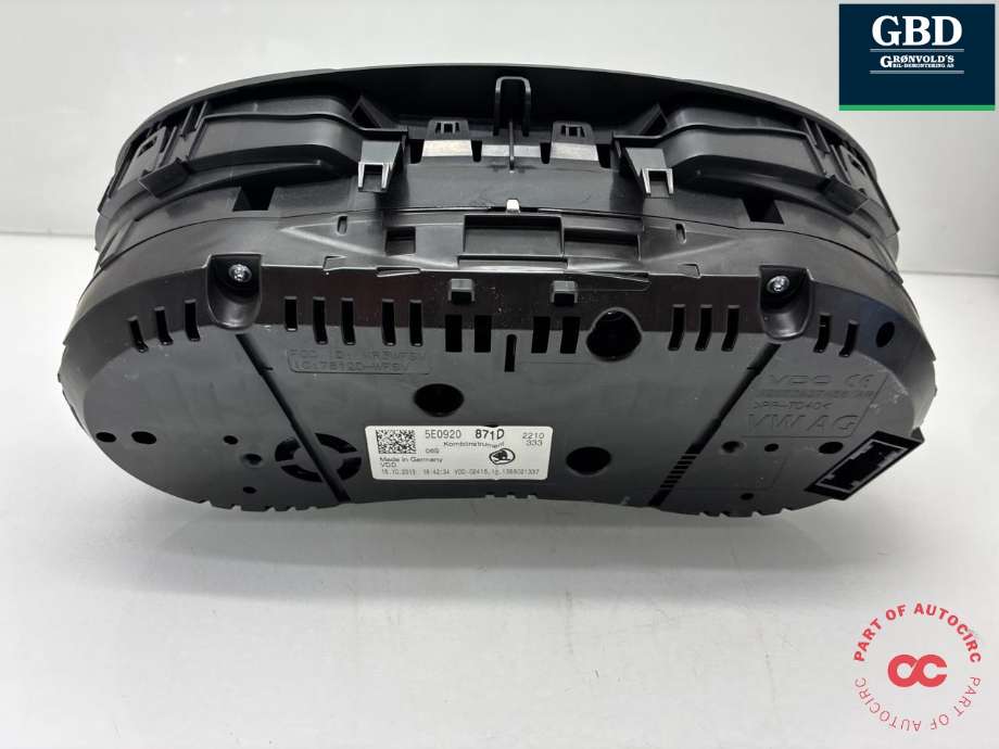 Instrumentpanel til Škoda Octavia 2013-2016 (Type III, Fase 1)  (5E0 920 871 D|5E0920871B|)