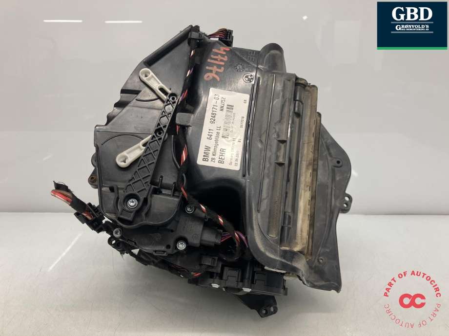 Varmeapparat motor til BMW 5-Serie 2010-2017 (F10/F11) (F10/F11) (BEHR|64 11 9 242 607|64 11 9 248 171|NNJ75Z| 116116 11)