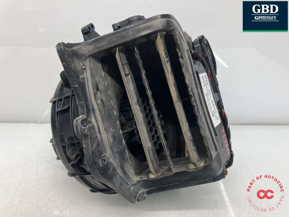 Varmeapparat motor til BMW 5-Serie 2010-2017 (F10/F11) (F10/F11) (BEHR|64 11 9 242 607|64 11 9 248 171|NNJ75Z| 116116 11)