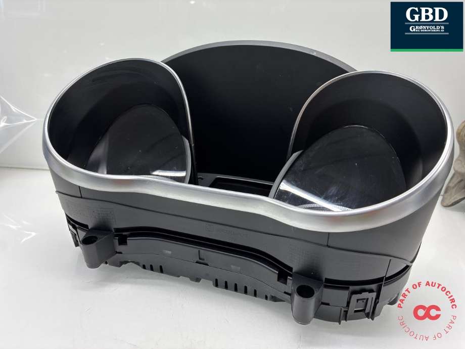 Instrumentpanel til Mercedes GLC 2015-2022 (X253) (X253) (A 205 900 96 29|A 205 900 42 27|)