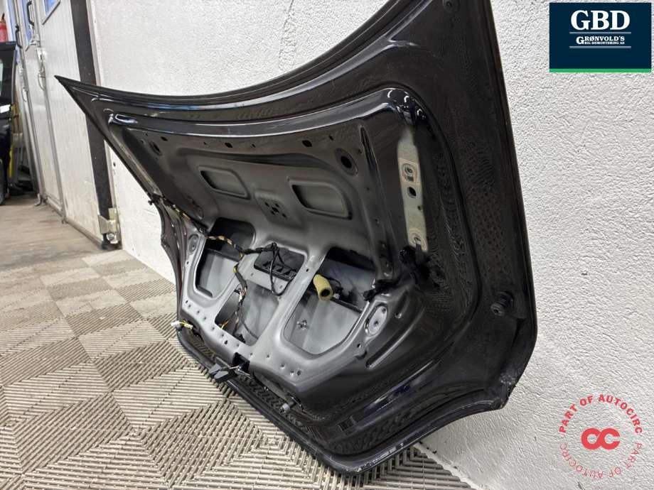 Bakluke sedan til Mercedes CLS 2011-2017 (C218) (C218) (A 218 750 00 75|)