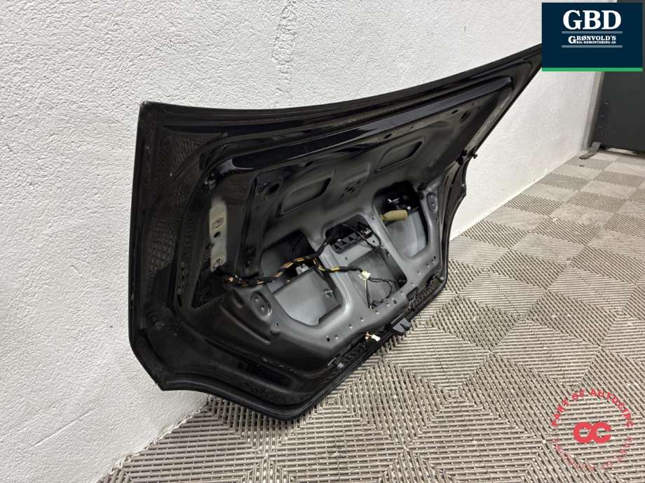 Bakluke sedan til Mercedes CLS 2011-2017 (C218) (C218) (A 218 750 00 75|)