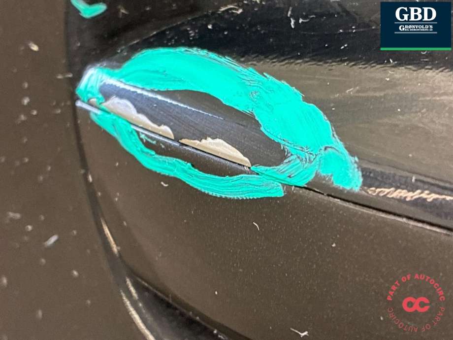 Dør høyre bak til Mercedes CLS 2011-2017 (C218) (C218) (A 218 730 12 05 64|A 218 730 12 05|)