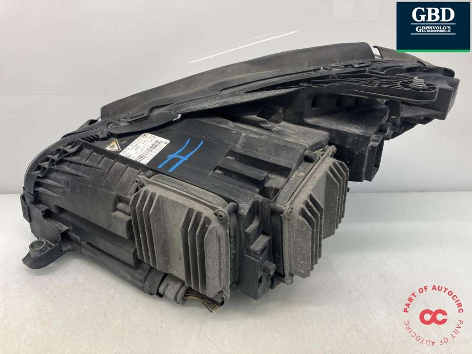 Frontlykt høyre full-LED til Mercedes CLS 2011-2017 (C218) (C218) (AUTOMOTIVE LIGHTING|A 218 820 54 61|A 218 820 72 61|0 301 259 234 00)