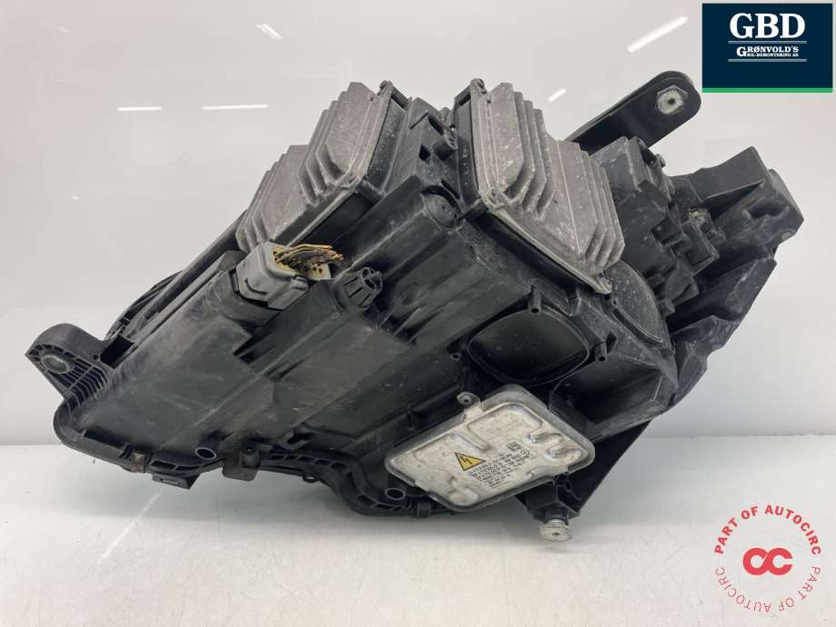 Frontlykt høyre full-LED til Mercedes CLS 2011-2017 (C218) (C218) (AUTOMOTIVE LIGHTING|A 218 820 54 61|A 218 820 72 61|0 301 259 234 00)
