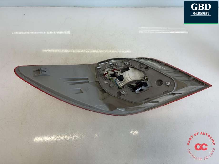 Baklykt høyre til Mercedes R-Klasse 2006-2013 (W251) (W251) (A 251 820 20 64|A2518202064|)