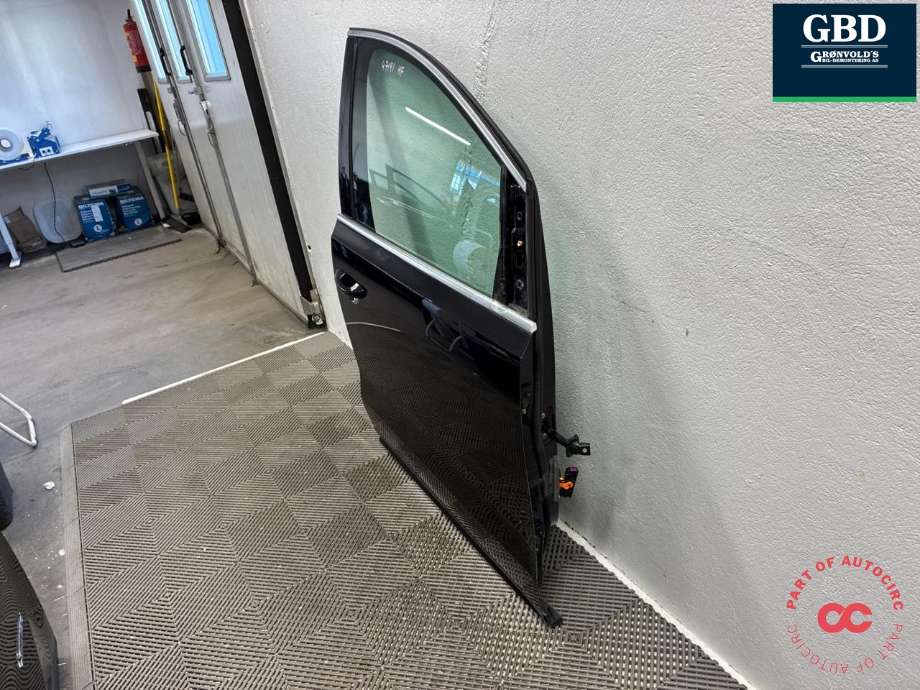 Dør høyre foran til VW Sharan 2010-->> (Type II) (7N0 831 056 AF|)