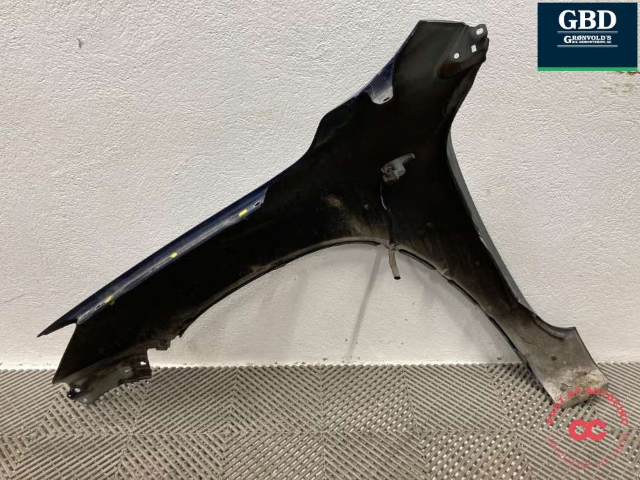 Skjerm høyre foran til Toyota RAV4 2006-2009 (Type III, Fase 1) (5381142220|)