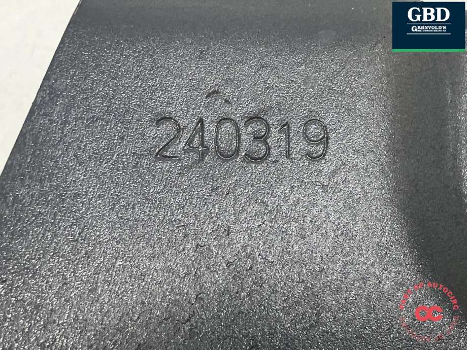 Panserhengsler til Nissan Ariya 2022-->> (654015MP0A|)
