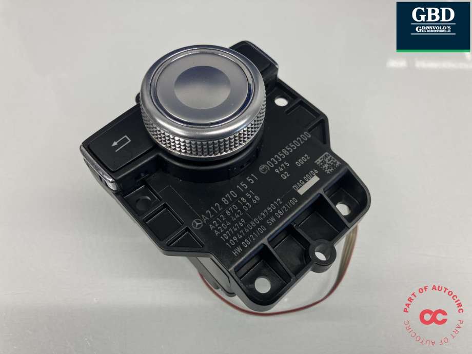 Bilstereo betjeningspanel til Mercedes E-Klasse 2009-2013 (Fase 1) (W212) (W212) (A 212 906 99 00|A 212 870 15 51|A 212 870 18 51| A 204 442 03 68)