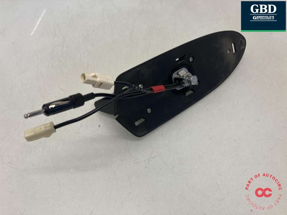 Antenne navigasjon til Mitsubishi Outlander 2015-->> (Type III, Fase 2) (8723A422|)