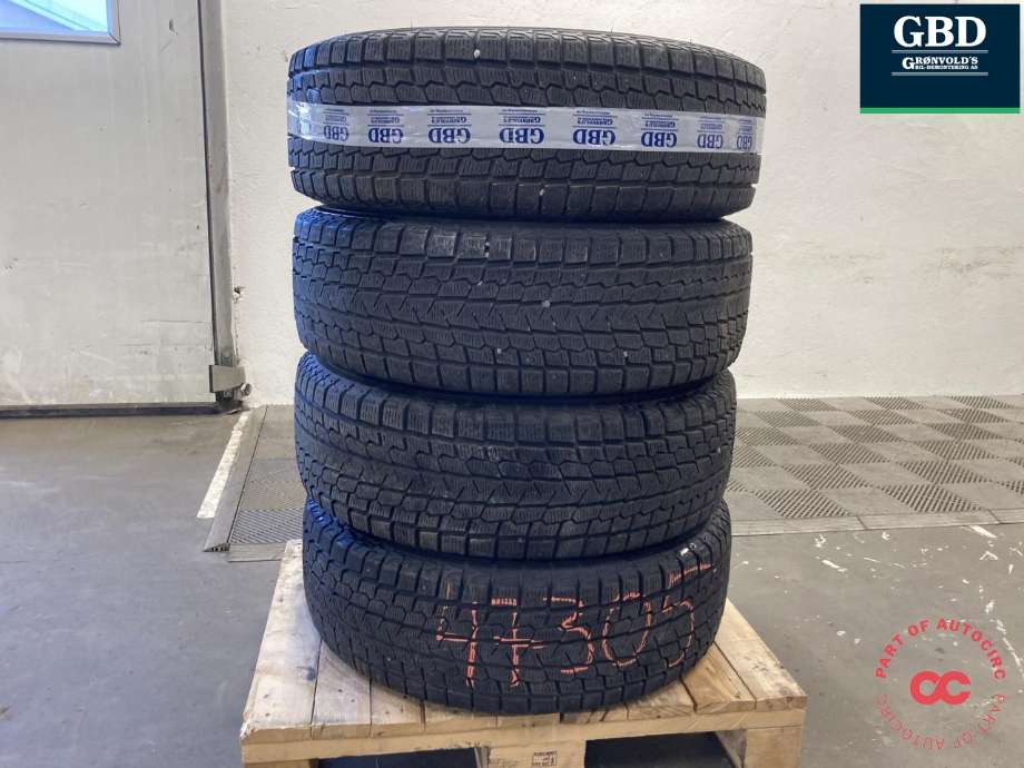 Hjulsett aluminium vinter til Honda CR-V 2007-2012 (Type III) (YOKOHAMA PIGGFRI|ICE GUARD GO25|225/65R17 PROD 23|6 1/2JX17 ET 50)
