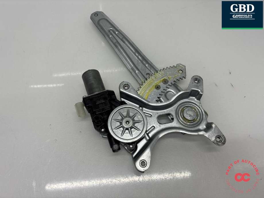Ruteheis venstre bak til Suzuki SX4 S-CROSS 2013-->> (Type II)  (83502-61M00-000|83560-61M00|)