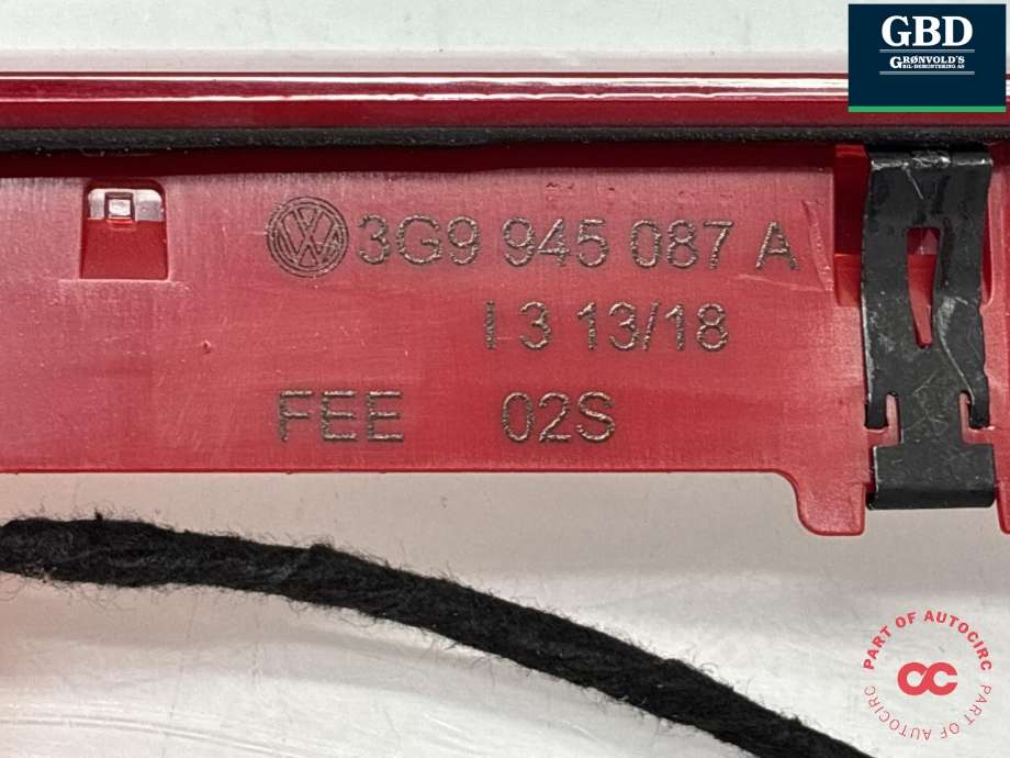 Baklykt bremselys bakrute til VW Passat 2015-2019 (Fase 1) (B8) (B8) (3G9 945 087 E|3G9 945 087 A|)