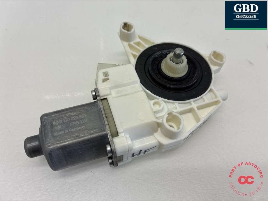 Ruteheis, kun motor, høyre foran til Mercedes B-Klasse, electric drive 2014-2018 (W242) (W242) (A 246 906 52 00|0 130 822 691|)