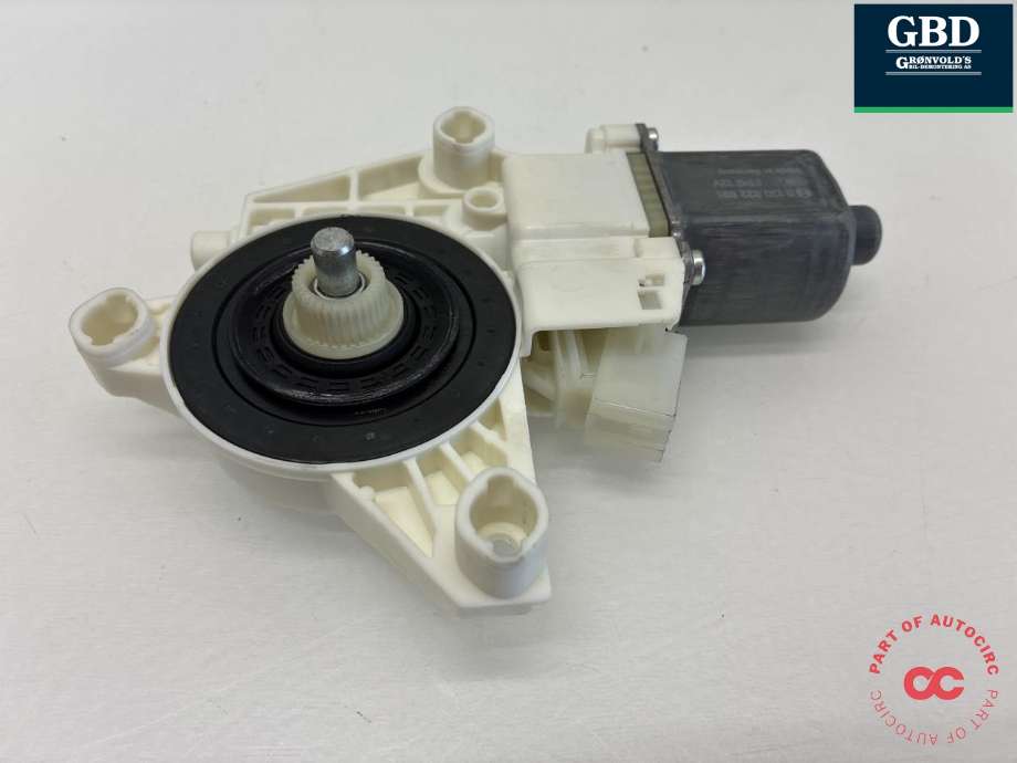 Ruteheis, kun motor, høyre foran til Mercedes B-Klasse, electric drive 2014-2018 (W242) (W242) (A 246 906 52 00|0 130 822 691|)
