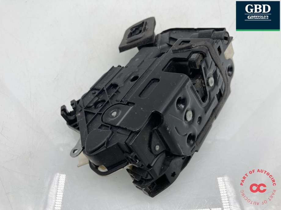 Låsekasse høyre foran til VW Golf VI 2008-2012  (5K1 837 016 B|)