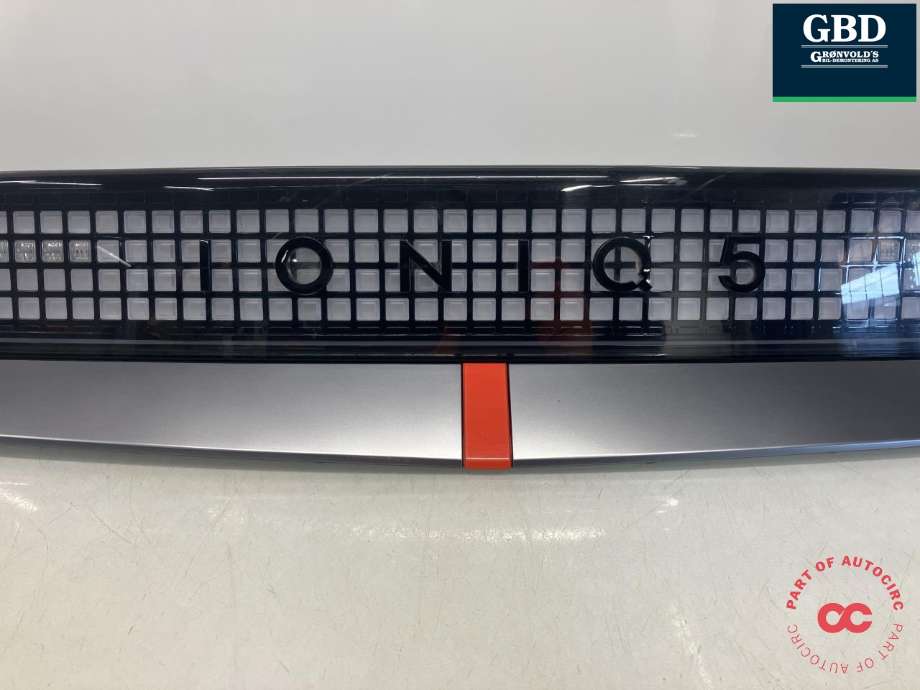 Baklykt midtre til Hyundai Ioniq 5 2021-->> (92409-NI110|)