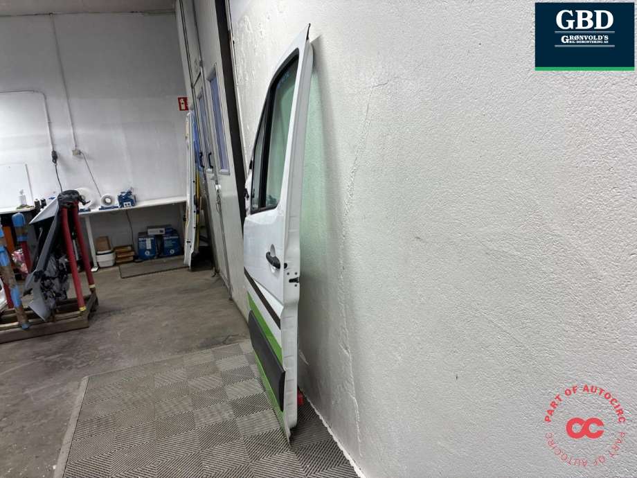 Dør venstre foran til Mercedes Sprinter 2013-2018 (Fase 2) (906) (906) (A 906 720 00 05|)
