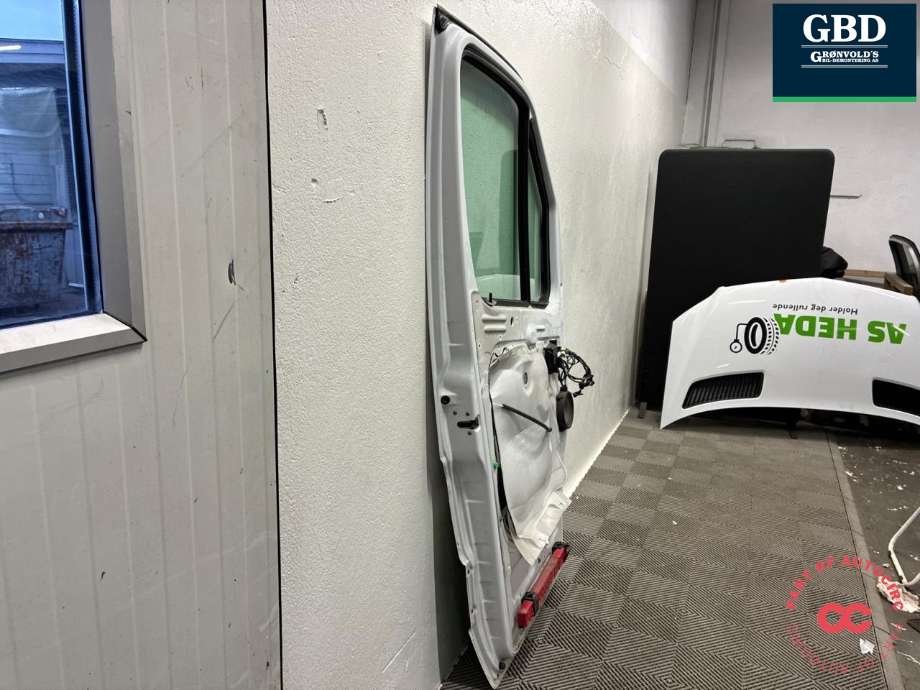 Dør venstre foran til Mercedes Sprinter 2013-2018 (Fase 2) (906) (906) (A 906 720 00 05|)