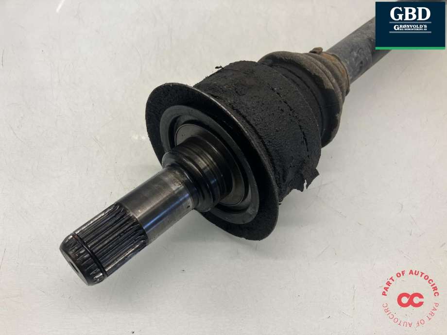 Drivaksel venstre bak, diesel/automat til BMW X5 2007-2013 (E70) (E70) (33 20 8 609 838|)