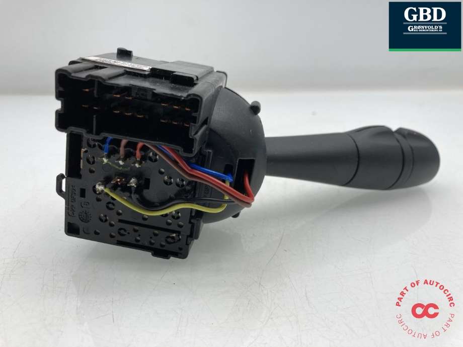 Bryter lys til Dacia Duster 2010-2017 (Type I) (255401301R|)