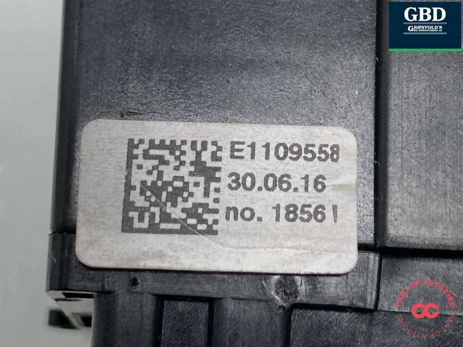 Bryter lys til Dacia Duster 2010-2017 (Type I) (255401301R|)