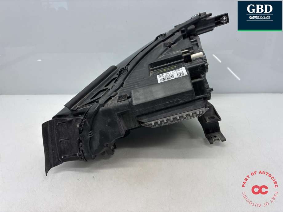 Frontlykt høyre full-LED til BMW i3 2013-2022  (63 11 7 381 900|6311 7398520-03|)