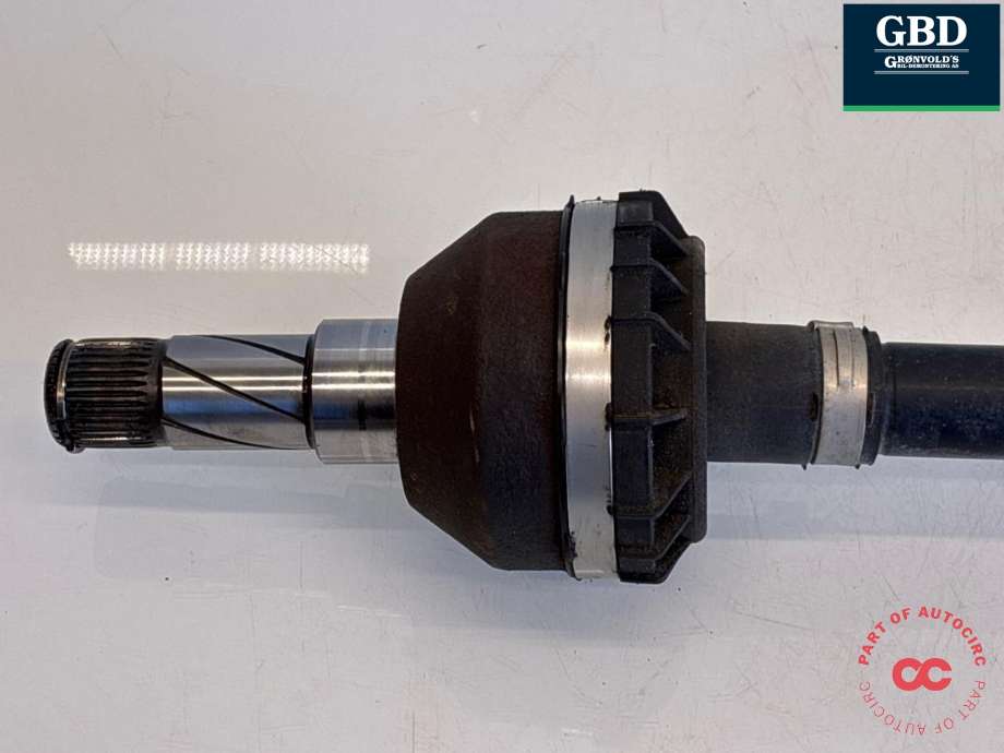 Drivaksel høyre bak, diesel/automat til Volvo V90 / V90 CC / S90 2016-->> (36011619|32339006|)