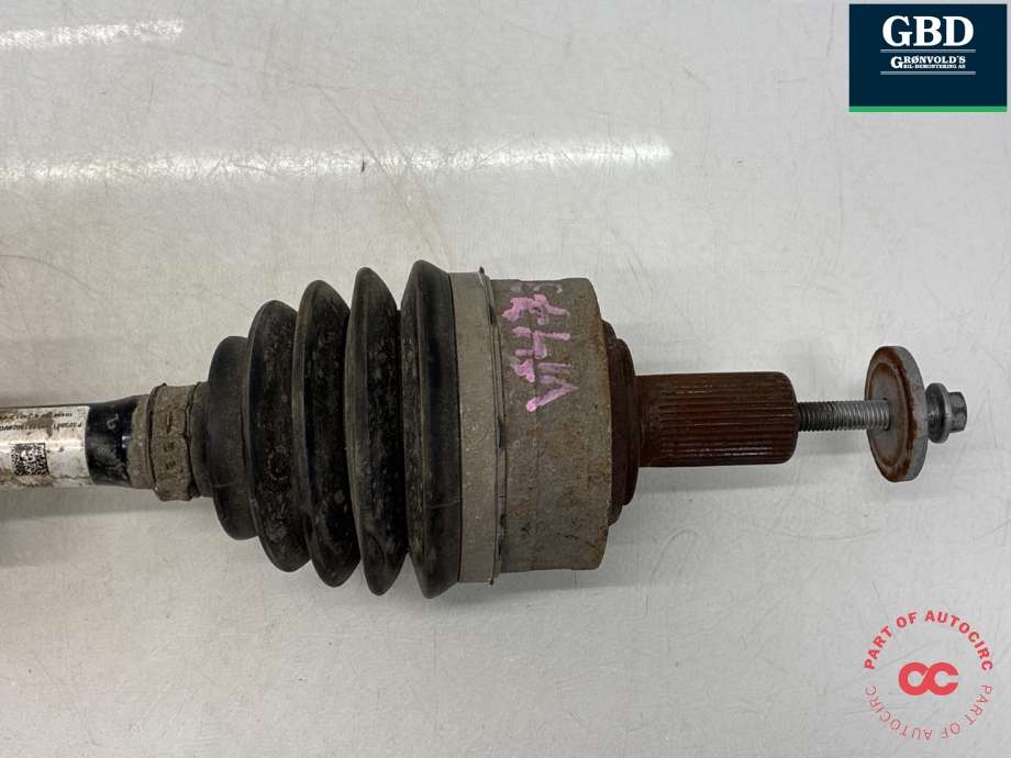 Drivaksel venstre foran, diesel/automat til Volvo V90 / V90 CC / S90 2016-->>  (36011818|32336179|)