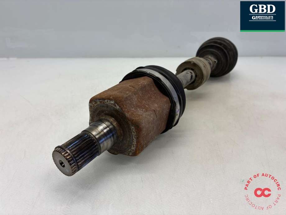 Drivaksel venstre foran, diesel/automat til Volvo V90 / V90 CC / S90 2016-->>  (36011818|32336179|)
