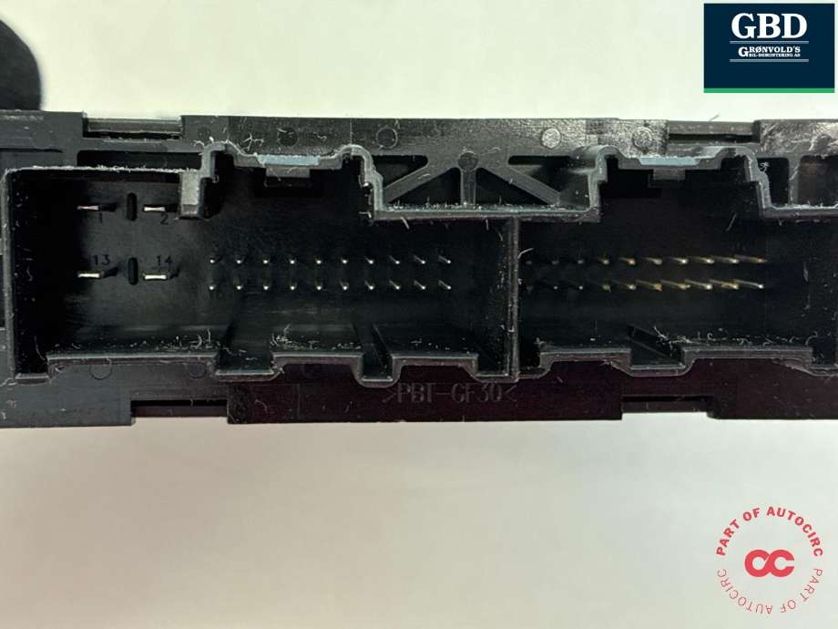 Ruteheis, kun motor, høyre foran til Volvo V90 / V90 CC / S90 2016-->>  (31349757|200724 966269-103|)