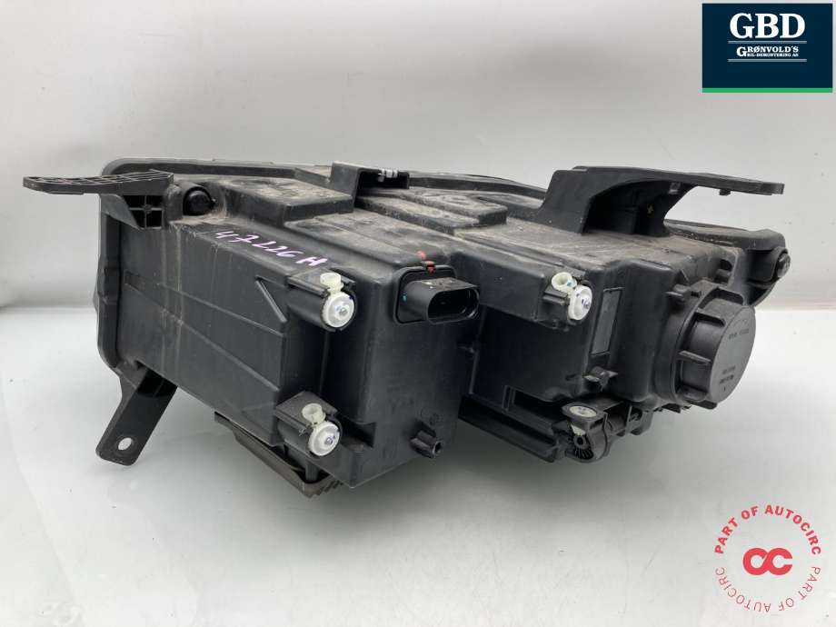 Frontlykt høyre full-LED til Voyah Free 2021-->>  (371102010|H97A3711002BB|H97A3604803AA)