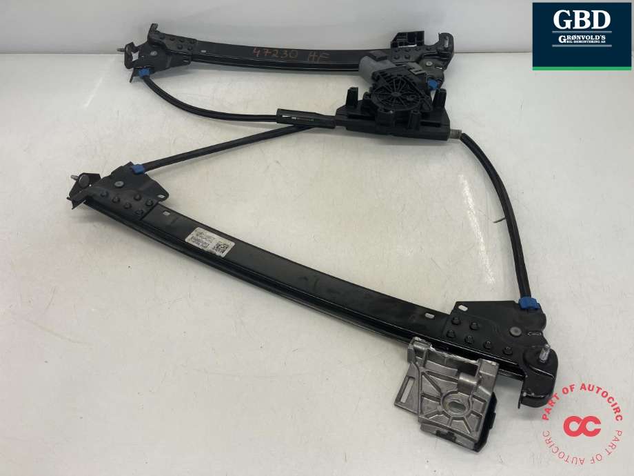 Ruteheis høyre foran til Tesla Model S 2013-2016 (Fase 1)  (6006651-00-G|6006651-00-K | 6006651-00-L|6006651-99-K)