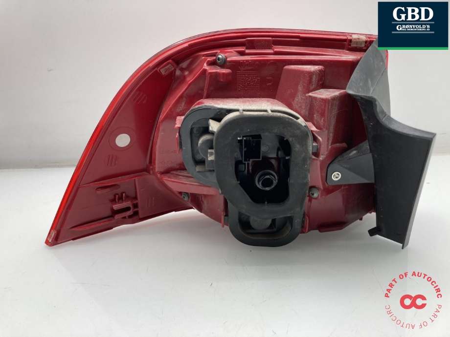 Baklykt høyre ytre til VW Touareg 2010-2018 (Type II) (VALEO|7P6 945 208|044607|)