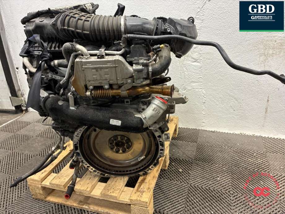 Motor diesel til Mercedes Vito 2014-->> (W447) (W447) (OM654.920|A 654 010 43 06|A 654 226 34 00 CC)